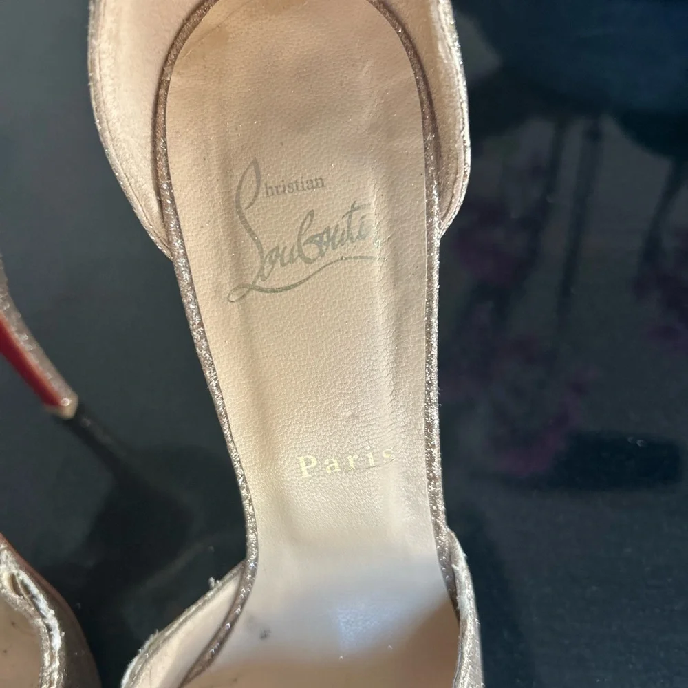 Christian Louboutin Paris Gold Glitter Strap Heels. 5” heals size 39 (9 US) - Picture 13 of 16